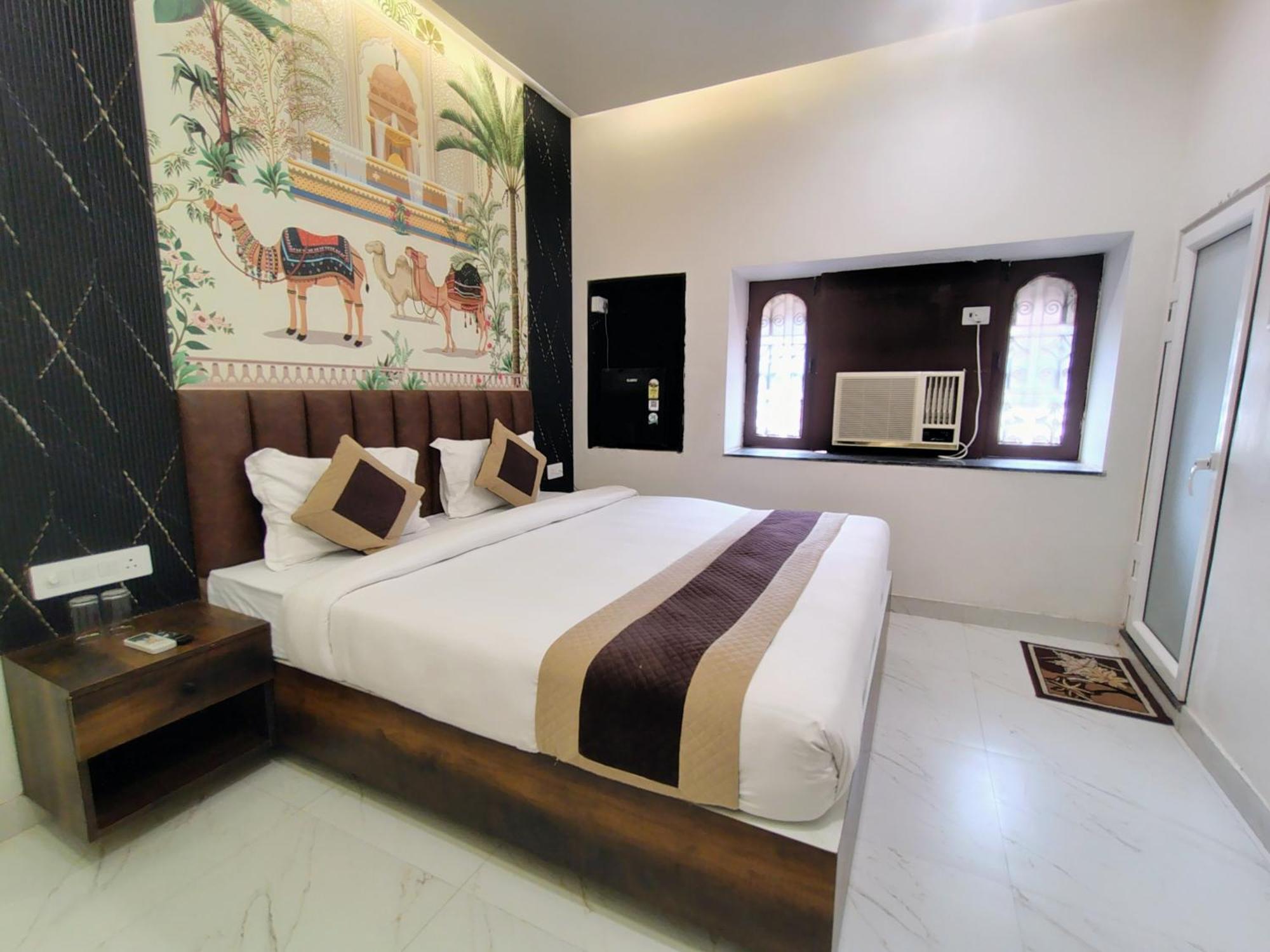 Hotel Mrk Varanasi Exterior photo